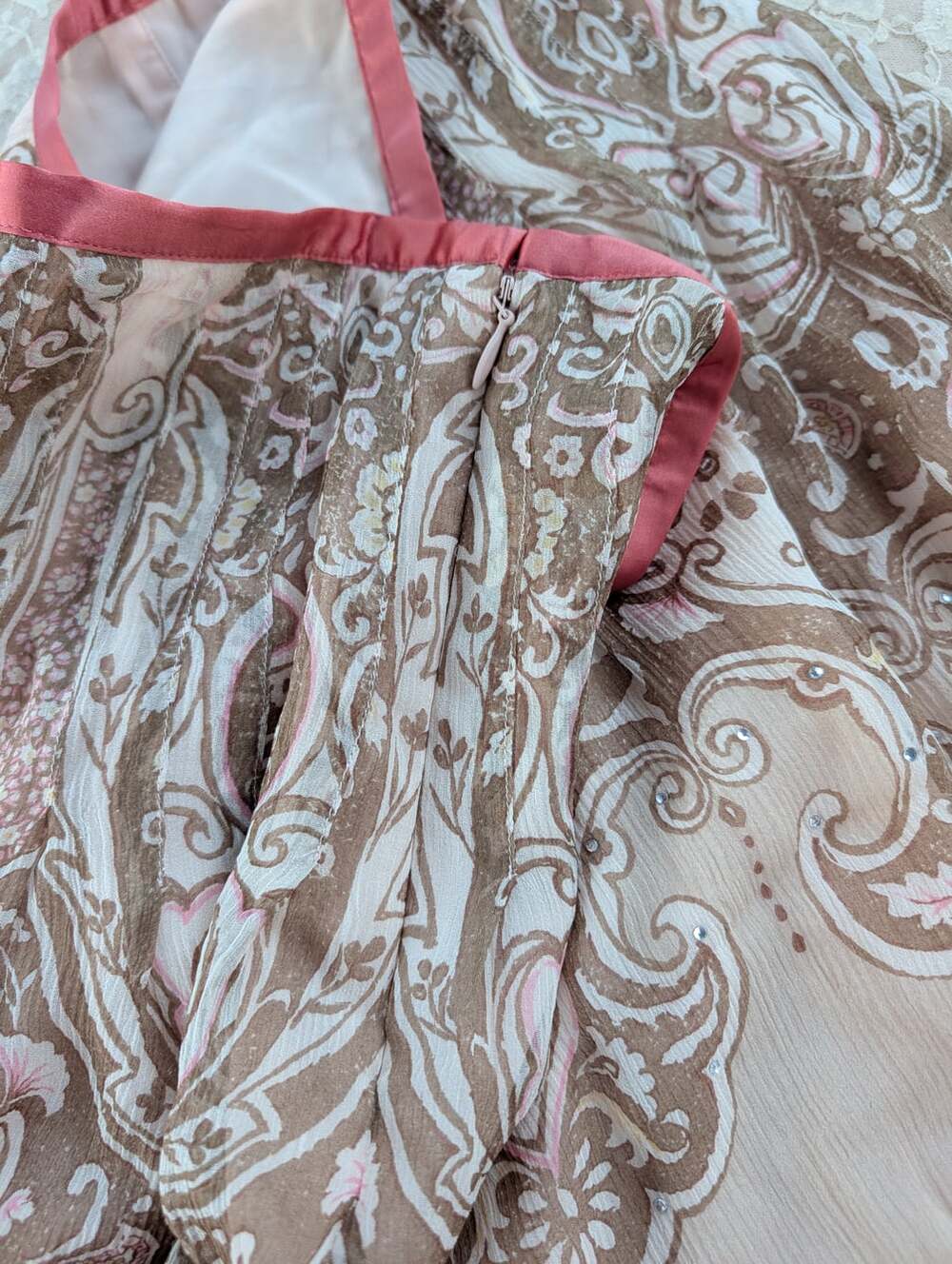 The Limited vintage 2005 NWT 100% silk skirt y2k boho paisley rhinestones 10 - Picture 5 of 8
